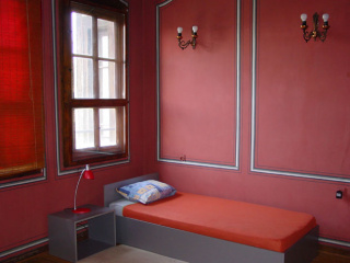 red-room